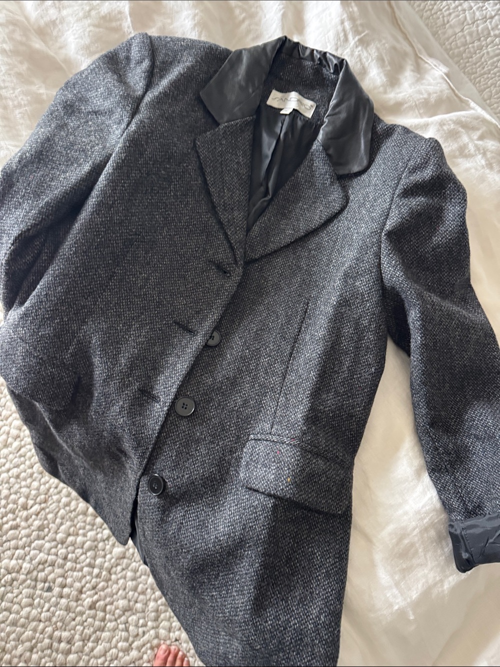Sandro Tweed Jacket with Faux Leather Collar - Picture 2 of 6